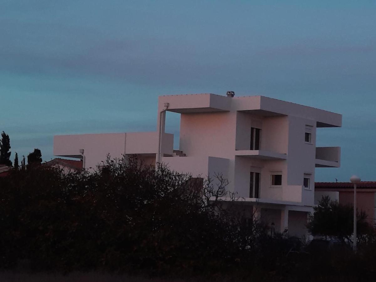Apartments Matkovic Vir Ngoại thất bức ảnh