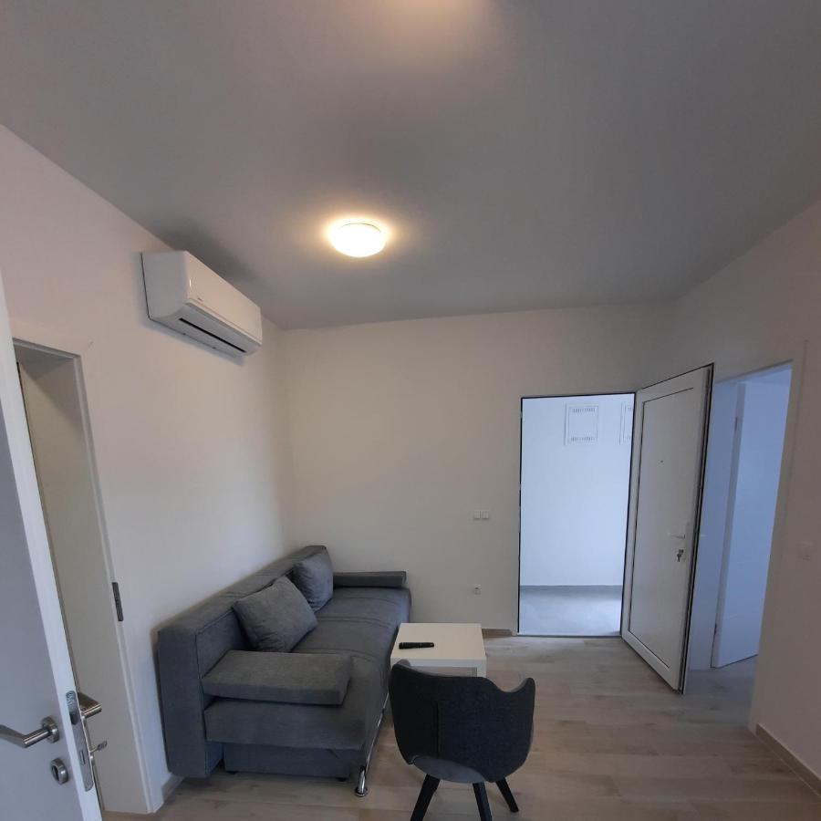 Apartments Matkovic Vir Ngoại thất bức ảnh