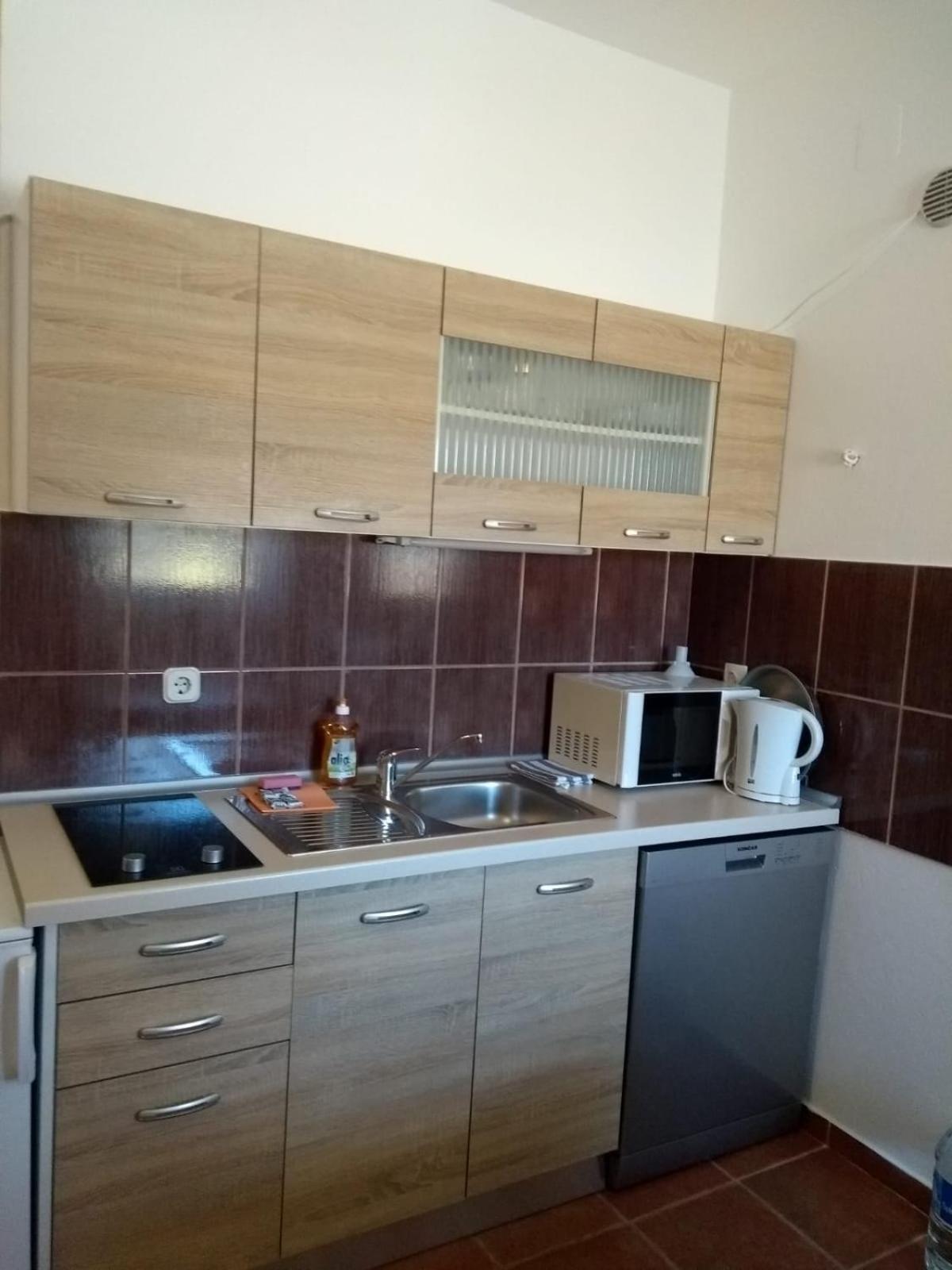 Apartments Matkovic Vir Ngoại thất bức ảnh