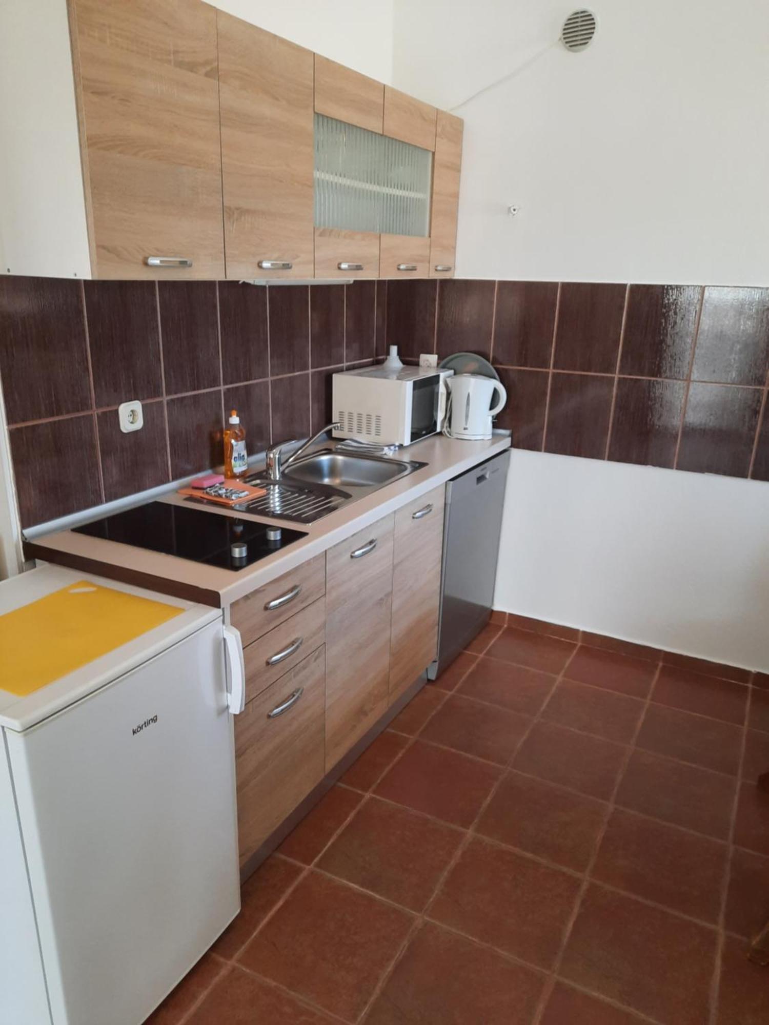 Apartments Matkovic Vir Ngoại thất bức ảnh